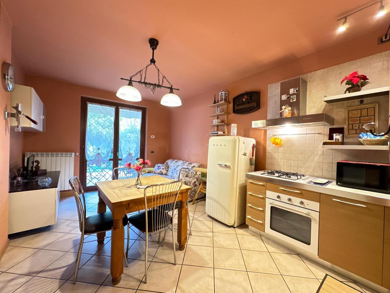 Holiday-Home-Desenzano Дезенцано-дель-Гарда Экстерьер фото