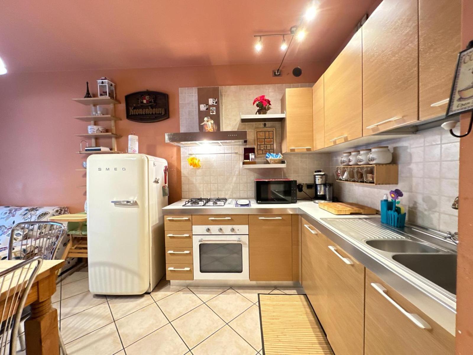 Holiday-Home-Desenzano Дезенцано-дель-Гарда Экстерьер фото